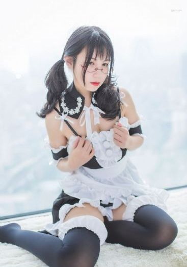 18女学生三级