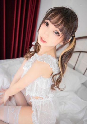 蜜桃免费观看