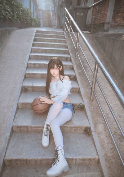动漫艳母在线播放