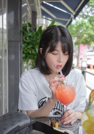 年轻的母亲理论片